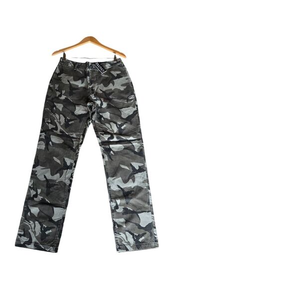 2 Pairs ASTRONOMY Camo Pants Size 32 Republic Of Couture - Picture 7 of 7